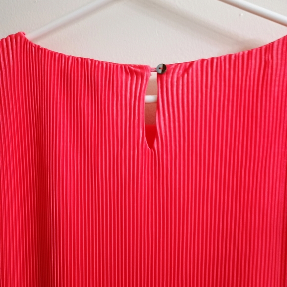 She and Sky Vibrant Coral Tank Top - Picture 6 of 6